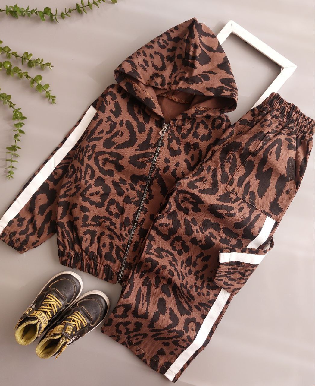 عکس محصول سویشرت شلوار کتان پلنگی - شماره 6