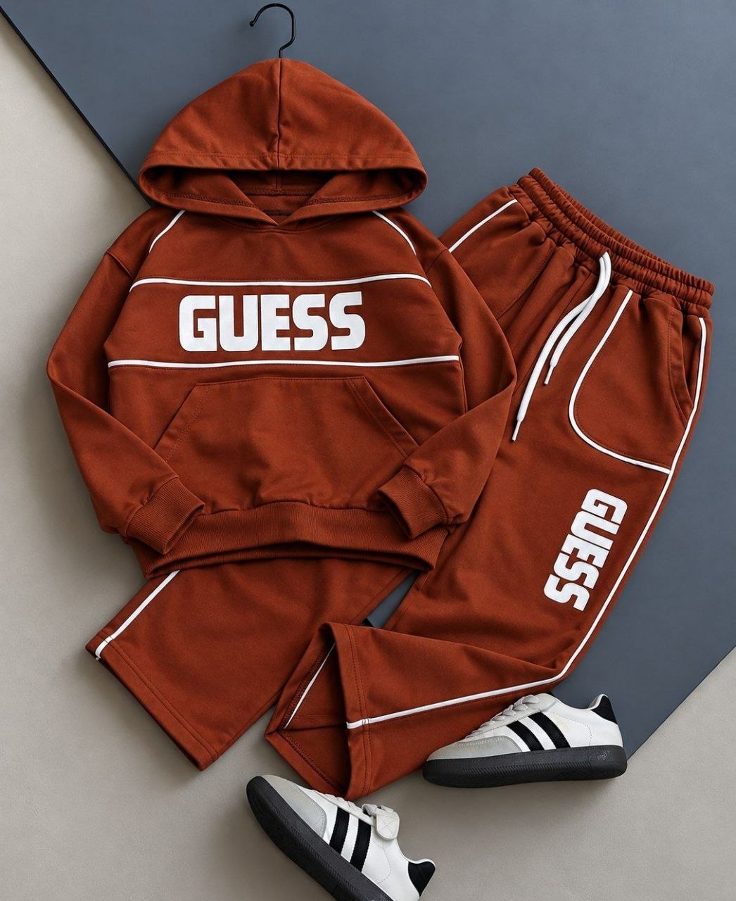 عکس محصول هودی شلوار GUESS - شماره 3