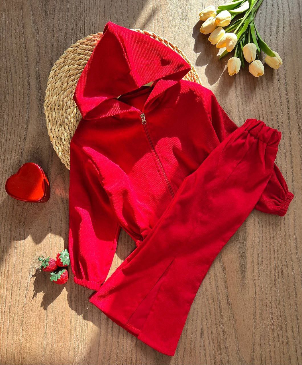 عکس محصول سویشرت و شلوار توت فرنگی - شماره 3