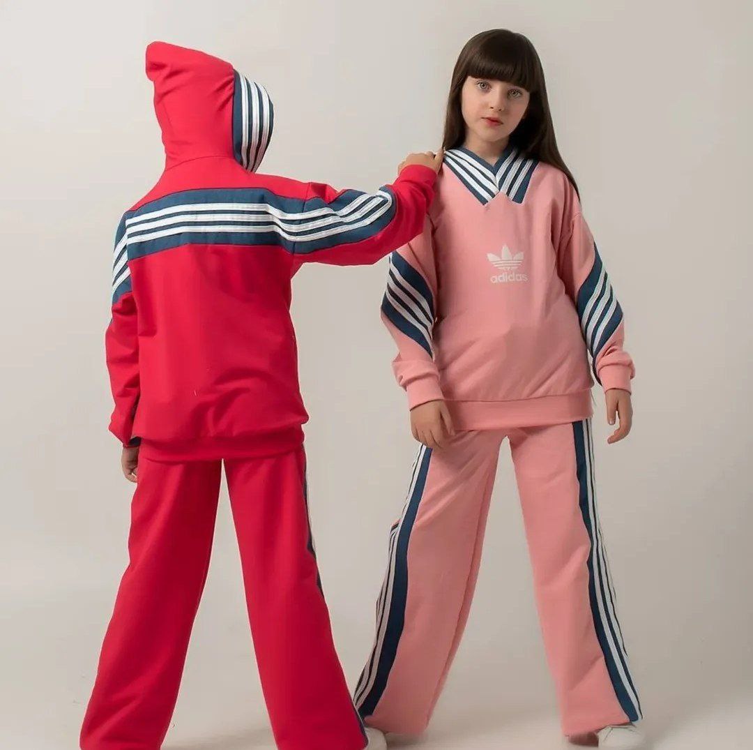 عکس محصول هودی شلوار بگ دخترانه ادیداس - شماره 2