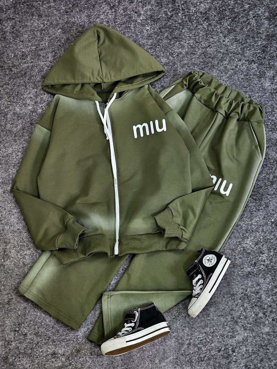 عکس محصول ست سویشرت شلوار کلاهدار miu - شماره 3