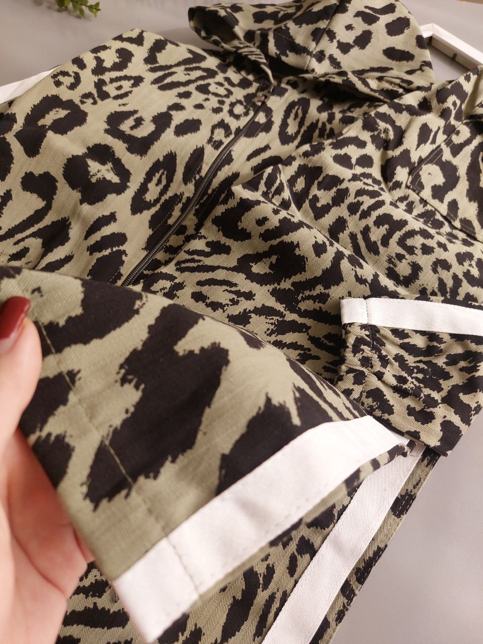 عکس محصول سویشرت شلوار کتان پلنگی - شماره 7