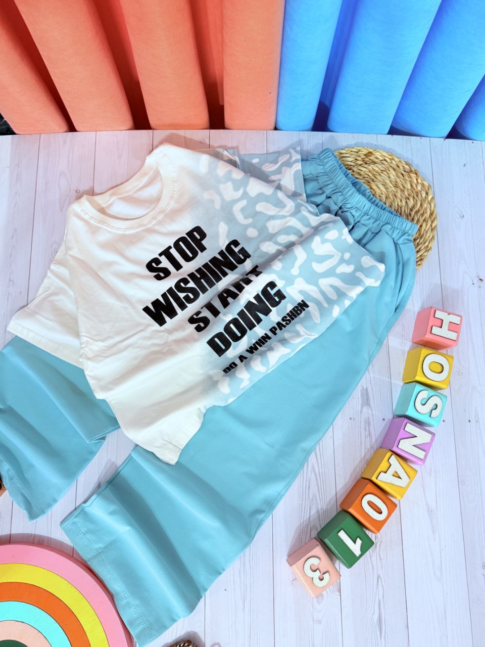 عکس محصول ست کراپ با شلوار stop - شماره 4